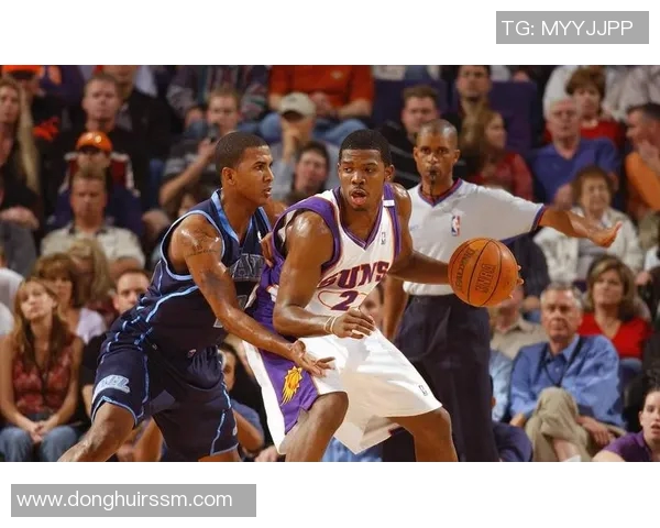 NBA篮球明星齐聚天津展现风采引发球迷热潮与期待